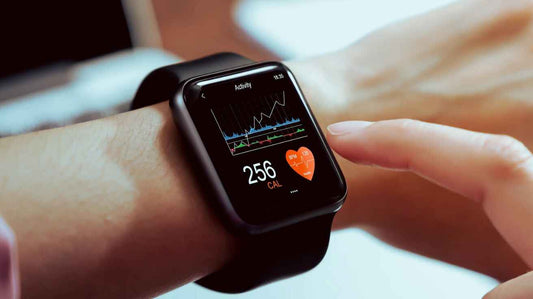 Smartwatch Health Features: Essential Metrics That Improve Your Well‑Being